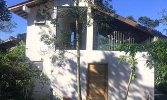 Imagem: 3 dormitórios, 2 banheiro