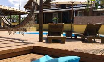 Imagem: 6 dormitórios, 4 banheiro, 6 vagas na garagem