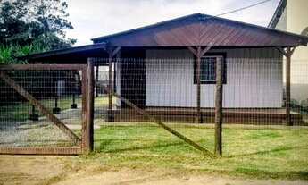 Imagem: 4 dormitórios, 1 banheiros, 3 vagas na