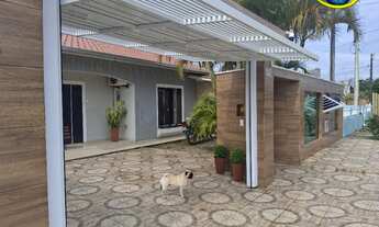 Imagem: 5 dormitórios, 1 suítes, 2 banheiro, 2