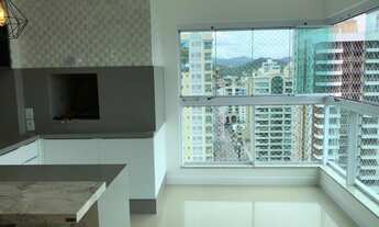 Imagem 4: 3 dormitórios, 3 suíte, 3 banheiro, 4 vagas na garagem, 210M² de Área Construída