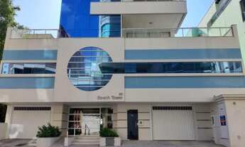 Imagem 2: 3 dormitórios, 3 suíte, 4 banheiro, 2 vagas na garagem, 224M² de Área Construída