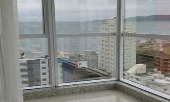 Imagem 4: 4 dormitórios, 4 suíte, 5 banheiro, 3 vagas na garagem, 220M² de Área Construída