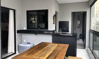 Imagem 4: 3 dormitórios, 3 suíte, 4 banheiro, 2 vagas na garagem, 252M² de Área Construída