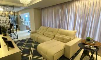 Imagem 6: 3 dormitórios, 3 suíte, 4 banheiro, 2 vagas na garagem, 275M² de Área Construída