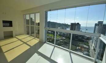 Imagem 4: 3 dormitórios, 3 suíte, 4 banheiro, 3 vagas na garagem, 140M² de Área Construída