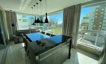 Imagem 6: 4 dormitórios, 4 suíte, 5 banheiro, 2 vagas na garagem, 198M² de Área Construída