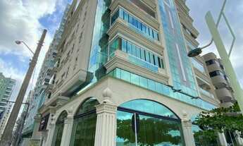 Imagem: 4 dormitórios, 4 suíte, 5 banheiro, 2