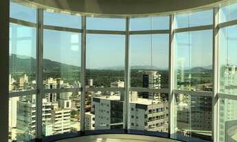 Imagem 4: 3 dormitórios, 3 suíte, 4 banheiro, 3 vagas na garagem, 128M² de Área Construída