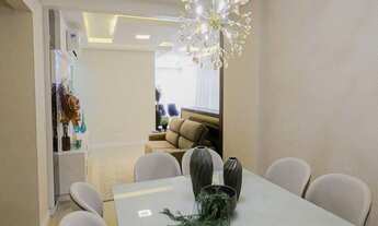 Imagem 7: 4 dormitórios, 4 suíte, 5 banheiro, 2 vagas na garagem, 250M² de Área Construída