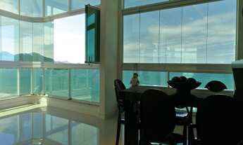 Imagem 3: 3 dormitórios, 3 suíte, 4 banheiro, 4 vagas na garagem, 260M² de Área Construída