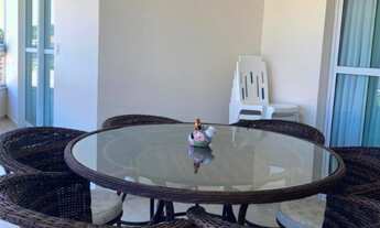 Imagem 3: 4 dormitórios, 2 suíte, 2 vagas na garagem, 190M² de Área Construída, 230M² de Área Total