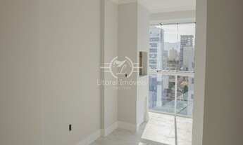 Imagem 2: 3 dormitórios, 3 suíte, 2 banheiro, 2 vagas na garagem, 114M² de Área Construída