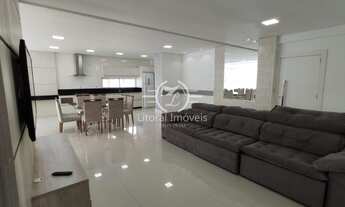 Imagem 4: 4 dormitórios, 4 suíte, 5 banheiro, 3 vagas na garagem, 190M² de Área Construída