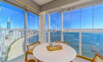 Imagem: 4 dormitórios, 4 suíte, 4 vagas na garagem