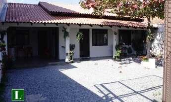 Imagem: 3 dormitórios, 2 banheiro, 1 vaga na garagem