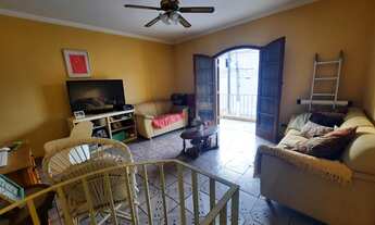 Imagem 5: 3 dormitórios, 1 suítes, 3 banheiro, 4 vagas na garagem