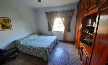 Imagem 7: 3 dormitórios, 1 suítes, 3 banheiro, 4 vagas na garagem