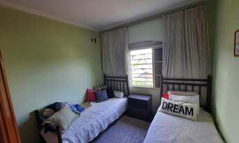 Imagem 2: 3 dormitórios, 1 suítes, 3 banheiro, 4 vagas na garagem