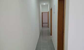 Imagem 2: 3 dormitórios, 1 suítes, 2 banheiro, 2 vagas na garagem, 175M² de Área Total