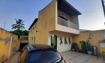 Imagem: 3 dormitórios, 1 suítes, 3 banheiro, 4