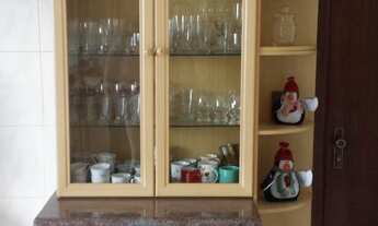 Imagem 4: 3 dormitórios, 1 suítes, 2 banheiro, 3 vagas na garagem, 341M² de Área Total