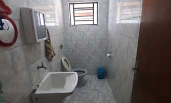 Imagem 2: 1 dormitório Casa com 1 dormitório