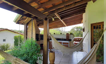 Imagem 2: 3 dormitórios, 3 suíte, 3 banheiro, 4 vagas na garagem