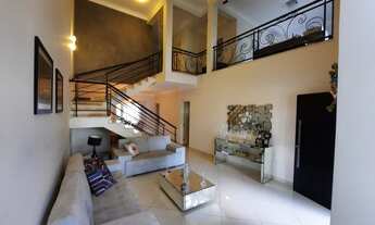 Imagem 4: 3 dormitórios, 3 suíte, 4 banheiro, 2 vagas na garagem, 250M² de Área Total