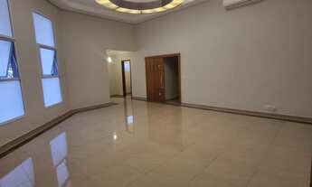 Imagem 4: 4 dormitórios, 3 suíte, 2 vagas na garagem, 342M² de Área Total