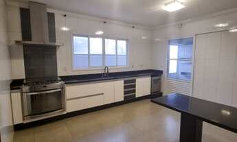 Imagem 2: 4 dormitórios, 3 suíte, 2 vagas na garagem, 342M² de Área Total