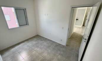 Imagem 3: 2 dormitórios, 1 banheiros, 1 vaga na garagem, 50M² de Área Construída