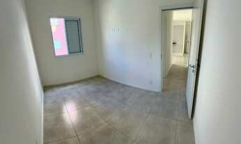 Imagem 4: 2 dormitórios, 1 banheiros, 1 vaga na garagem, 50M² de Área Construída