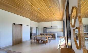 Imagem 6: 4 dormitórios, 4 suíte, 6 banheiro, 4 vagas na garagem