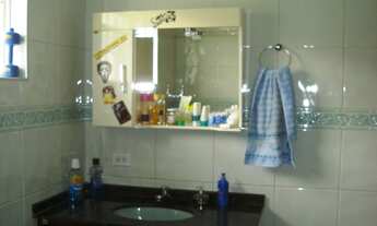 Imagem 4: 3 dormitórios, 1 suítes, 4 banheiro, 2 vagas na garagem, 248M² de Área Construída