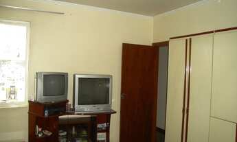 Imagem 5: 3 dormitórios, 1 suítes, 4 banheiro, 2 vagas na garagem, 248M² de Área Construída