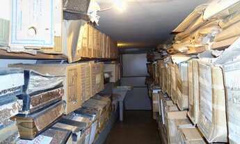 Imagem 4: 4 dormitórios, 1 suítes, 3 banheiro, 2 vagas na garagem, 275M² de Área Construída