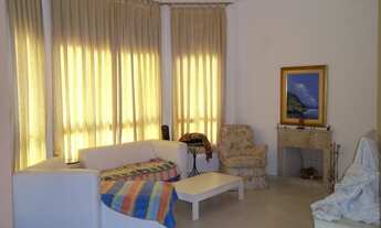 Imagem 1: 3 dormitórios, 3 suíte, 5 banheiro, 2 vagas na garagem