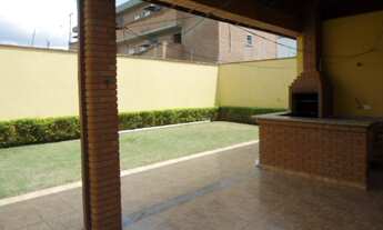 Imagem 3: 4 dormitórios, 1 suítes, 4 banheiro, 4 vagas na garagem, 290M² de Área Construída