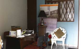 Imagem 4: 5 dormitórios, 3 banheiro, 6 vagas na garagem, 263M² de Área Construída