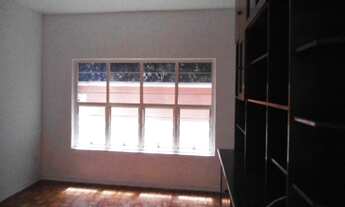 Imagem 5: 3 dormitórios, 1 suítes, 2 banheiro, 1 vaga na garagem, 94M² de Área Construída