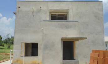 Imagem 3: 3 dormitórios, 3 suíte, 5 banheiro, 2 vagas na garagem, 228M² de Área Construída