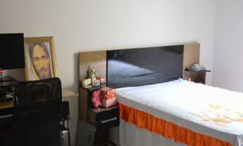 Imagem 5: 3 dormitórios, 1 suítes, 2 banheiro, 2 vagas na garagem, 130M² de Área Construída