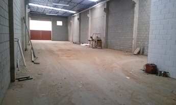 Imagem: 2 banheiro, 4 vagas na garagem, 460M² de