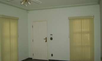 Imagem 4: 3 dormitórios, 1 suítes, 3 banheiro, 2 vagas na garagem, 165M² de Área Construída