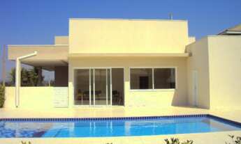 Imagem: 4 dormitórios, 4 suíte, 6 banheiro, 4