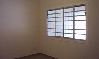 Imagem 3: 2 dormitórios, 1 banheiros, 2 vagas na garagem, 90M² de Área Construída