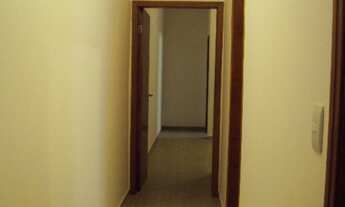 Imagem 5: 2 dormitórios, 1 banheiros, 2 vagas na garagem, 90M² de Área Construída