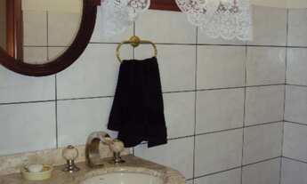 Imagem 6: 5 dormitórios, 1 suítes, 3 banheiro, 4 vagas na garagem, 270M² de Área Construída