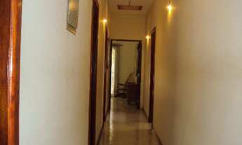 Imagem 7: 5 dormitórios, 1 suítes, 3 banheiro, 4 vagas na garagem, 270M² de Área Construída